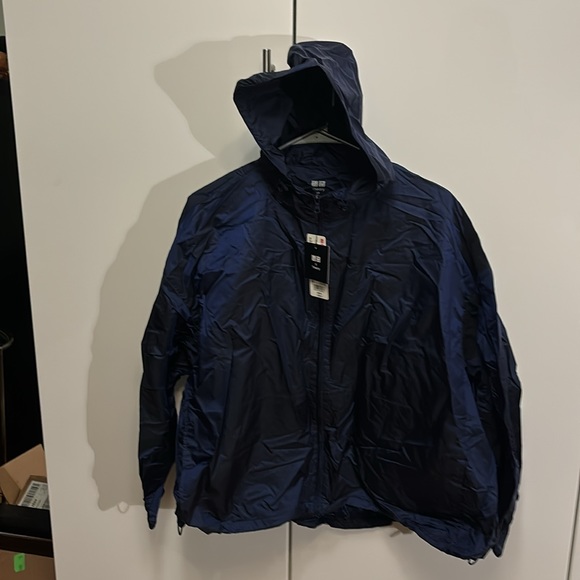 Theory for Uniqlo oversized rain jacket - Picture 2 of 3